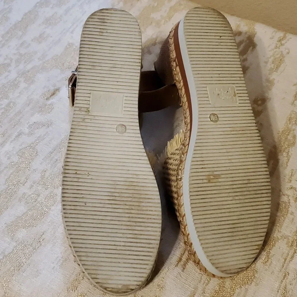 Crown Vintage Bonire Wedge Ankle Strap Sandals w Embellishments Sz9W - Picture 7 of 7